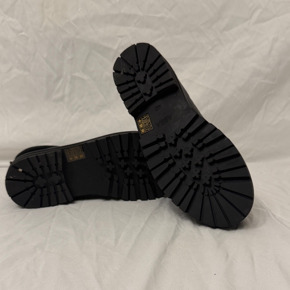 Black Quilted Combat Boots - Picture 10 of 12